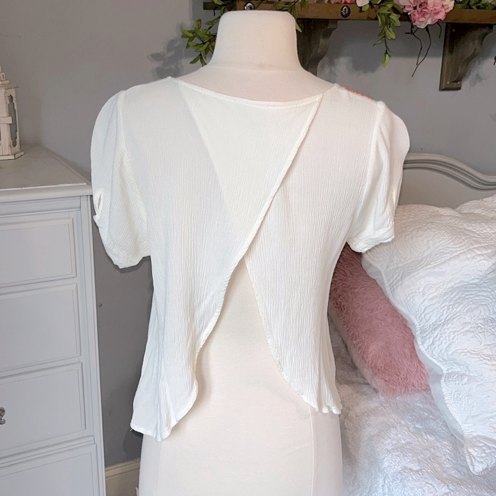 Illa Illa Top Wrap Open Back Embroidered Womens L Shirt - Picture 5 of 8